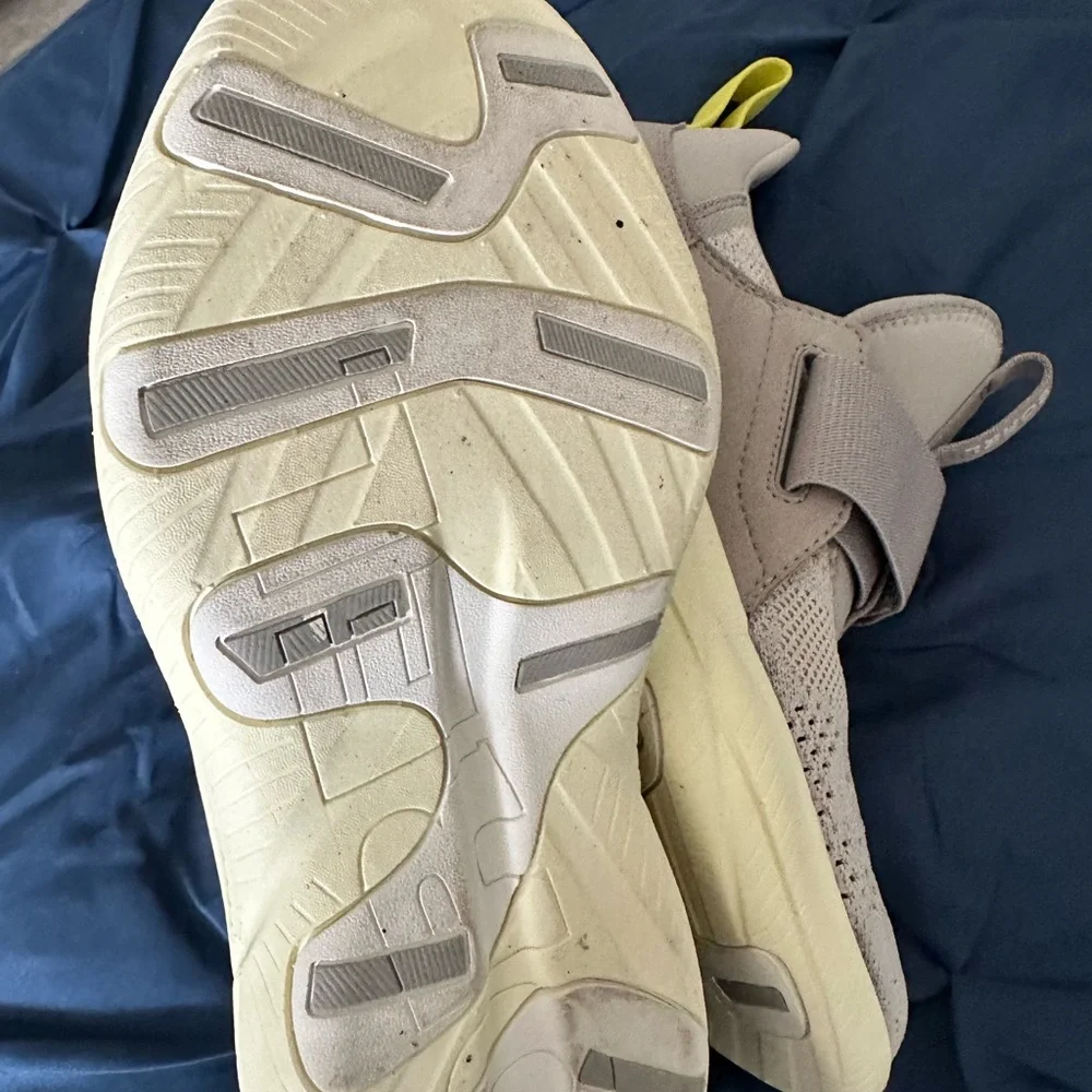 Sorrel women’s sneakers memory foam size 9 new - Picture 3 of 3